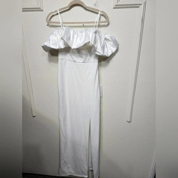 Lulu's Sincerely Passionate White Ruffled Off-the-Shoulder Maxi Dress S Wedding - Picture 6 of 13